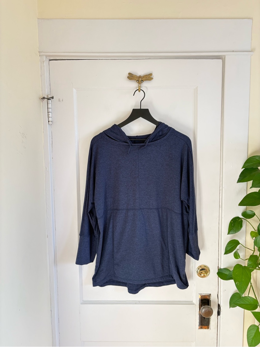 Patagonia Women’s Seabrook Navy Blue Hooded Pullover Soft Lightweight Large